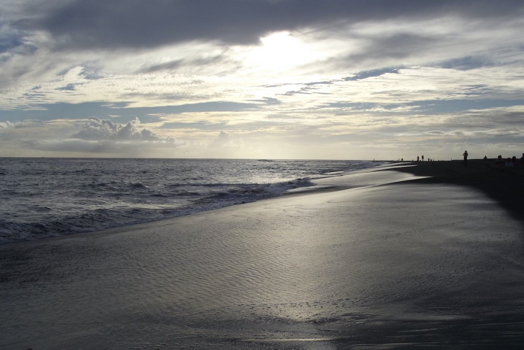 Plage de l’Etang Sale, Black Sand Beach.