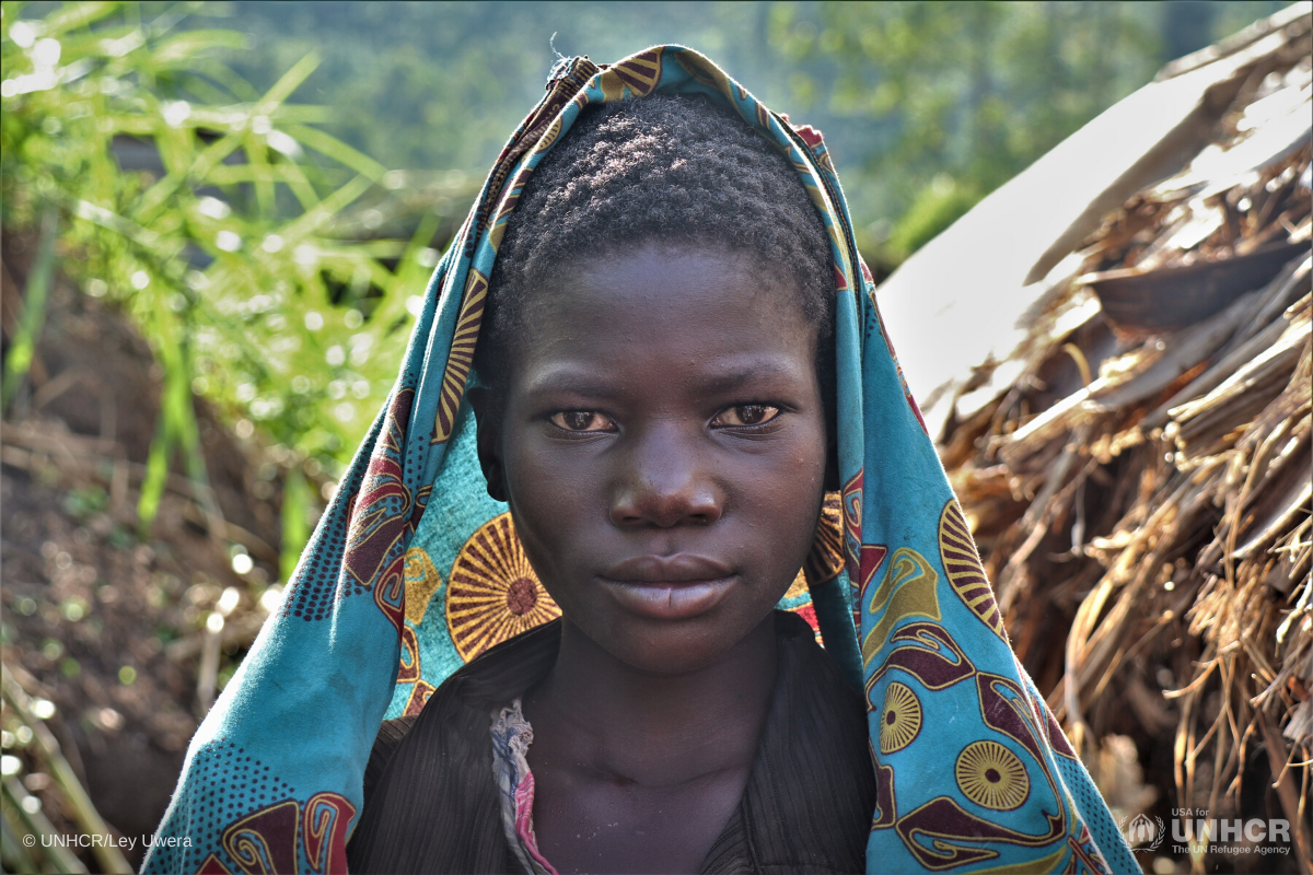 DRC-woman-standing