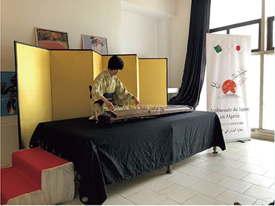 Koto performance by MIYAZAKI Mieko (June 29, Algiers, Algeria)