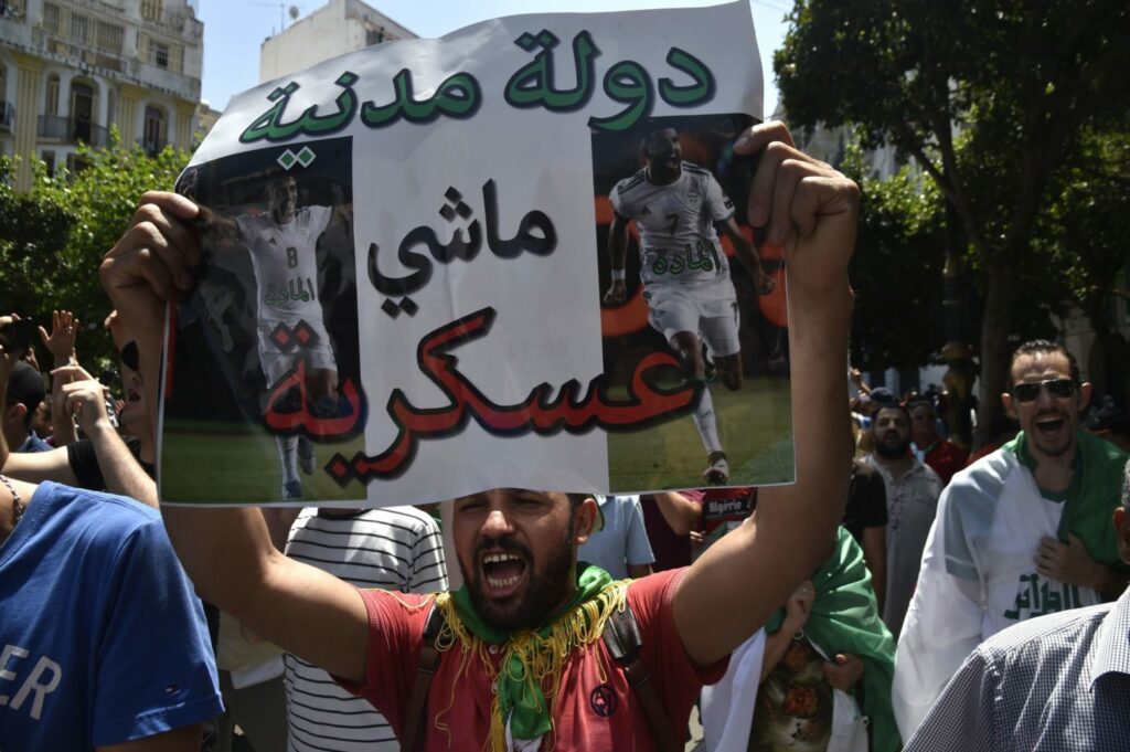 Football in Algeria from the "Black Decade" to the Hirak