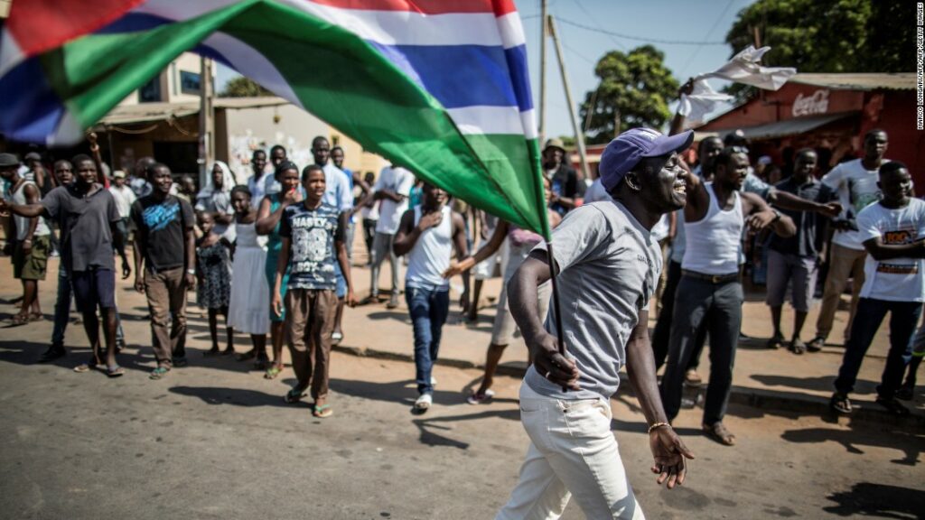 Gambia: Defeated President Yahya Jammeh leaves country