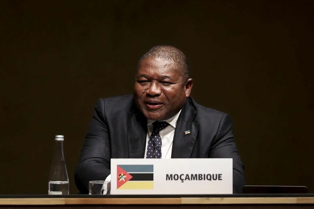 Mozambique's ruling party chooses new leader