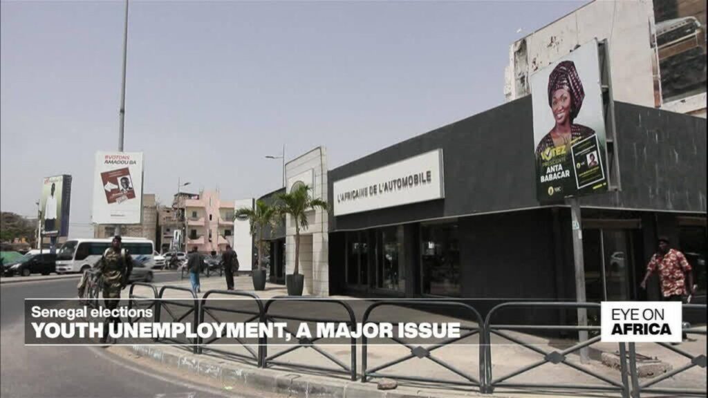 Youth unemployment a major issue in Senegal's presidential elections