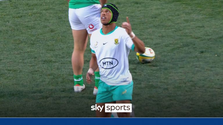 Kurt-Lee Arendse opened the scoring for the Springboks against Ireland