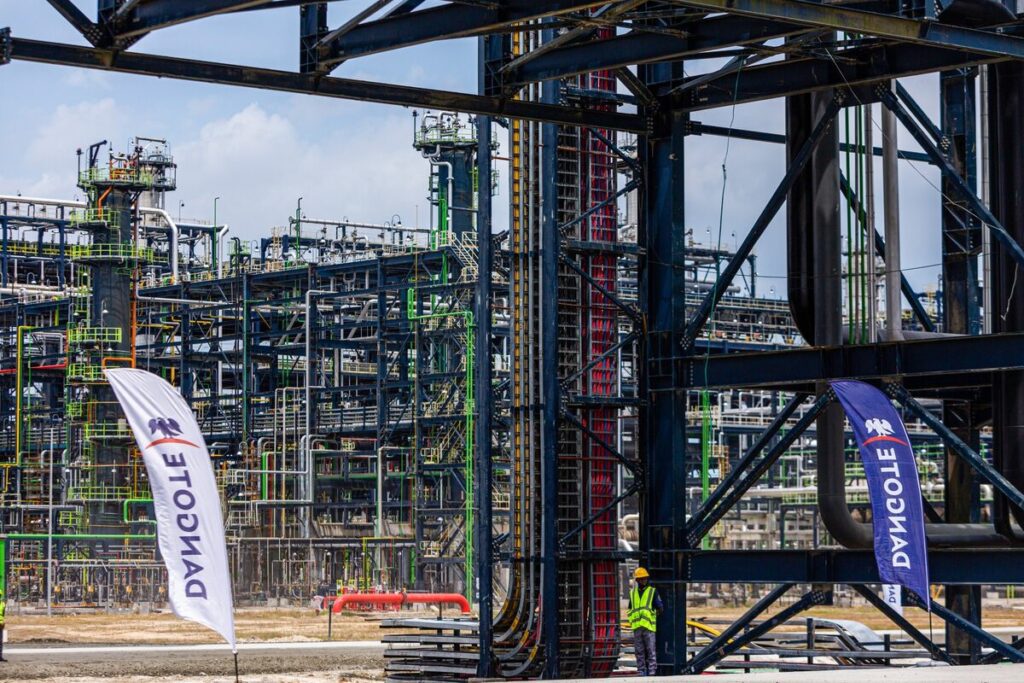 Nigeria’s State Oil Firm Rebuts Dangote Claim on Refinery Stake