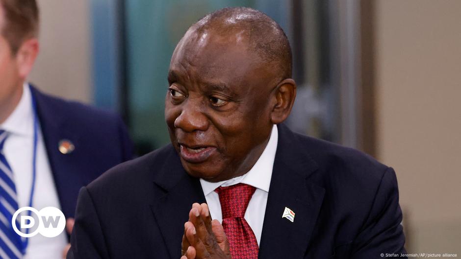 South Africa's Ramaphosa won't face 'Farmgate' charges – DW – 10/11/2024